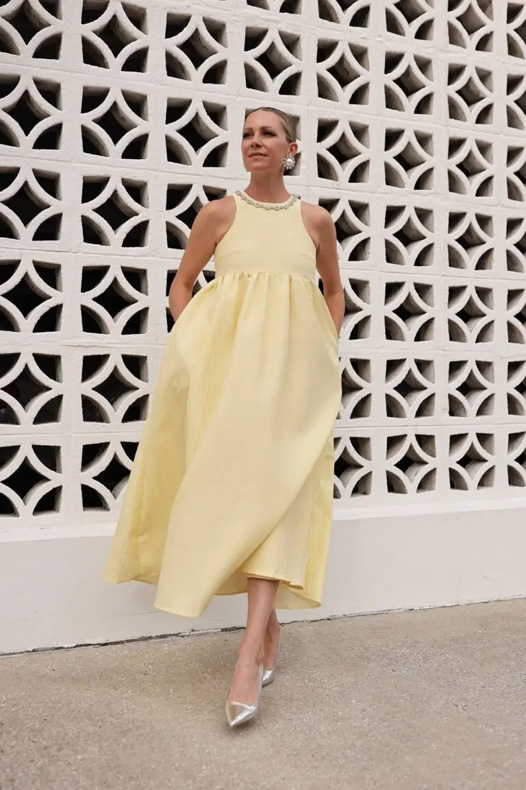 BUTTER YELLOW