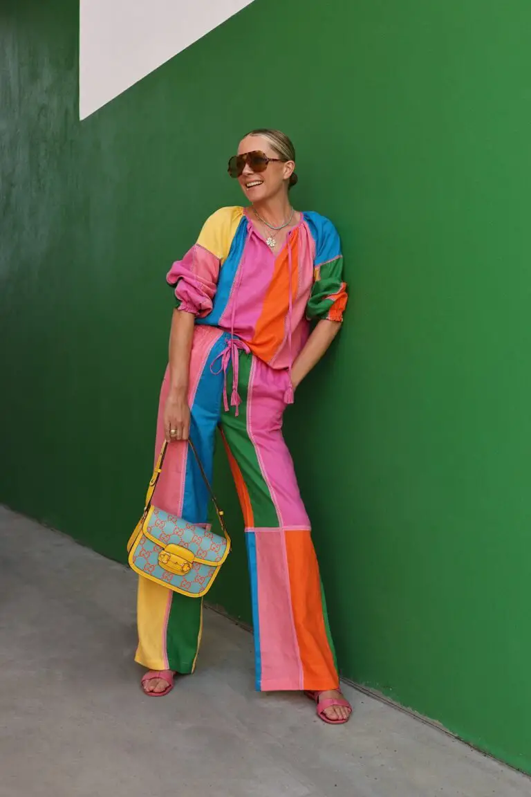 COLOR BLOCKED
